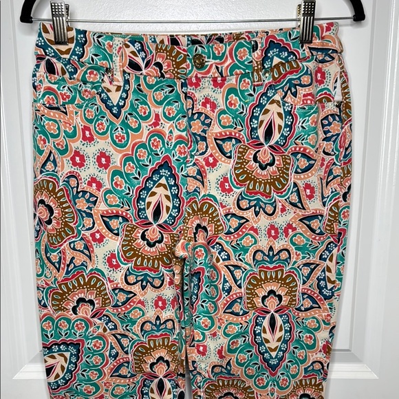 Chicos Size S So Slimming Colorful Stretch Bombay Paisley Girlfriend Ankle Jeans - Picture 4 of 15